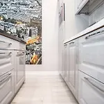 Jane Stone Apartment *