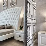 Jane Stone Apartment